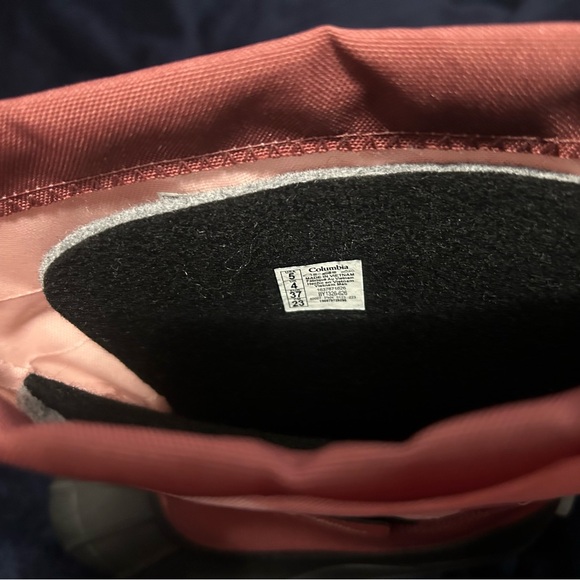 NWT COLUMBIA Powerbug Plus II Kids Boots Youth Sz 5  Dusty Pink/Beetroot - Picture 7 of 7